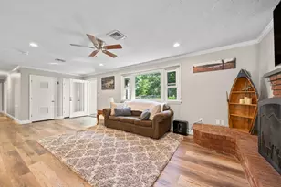200 Pleasant St, Pembroke, MA 02359 - Photo 8