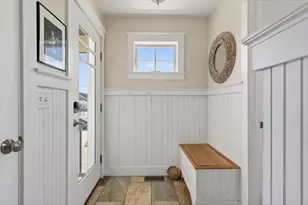 33 Oceanside Dr, Scituate, MA 02066 - Photo 6