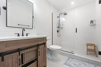 66 Wren St, Boston, MA 02132 - Photo 10