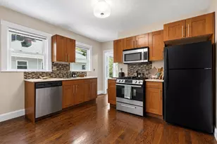 66 Wren St, Boston, MA 02132 - Photo 2
