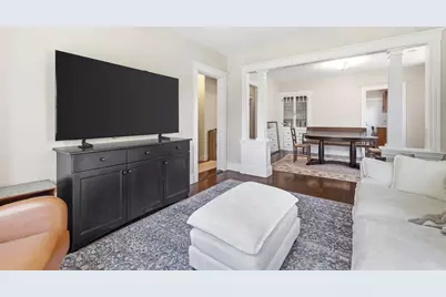 66,66-R,70 Wren St, Boston, MA 02132 - Photo 4