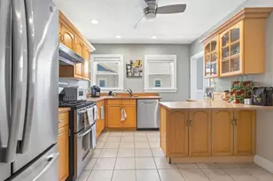 66 66-R 70 Wren St, Boston, MA 02132 - Photo 28