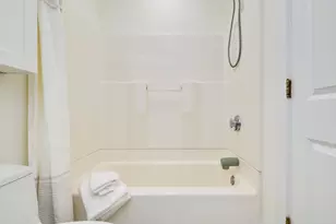 411 Norfolk St, Somerville, MA 02143 - Photo 16
