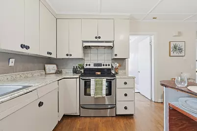 184 Ocean Ave W #1, Salem, MA 01970 - Photo 6