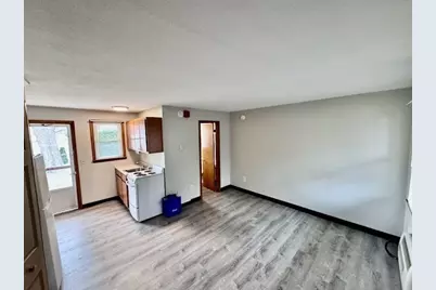 21 Dwight, Agawam, MA 01001 - Photo 4