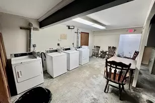 21 Dwight, Agawam, MA 01001 - Photo 8