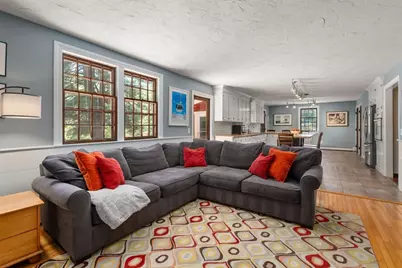128 Fruit St, Hopkinton, MA 01748 - Photo 10