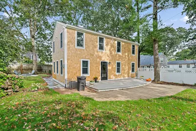 8 Winthrop Ave, Duxbury, MA 02332 - Photo 2