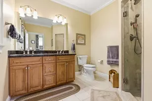 527 Salem St, Lynnfield, MA 01940 - Photo 18