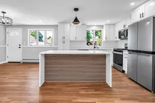 15 Sargent St, North Andover, MA 01845 - Photo 8