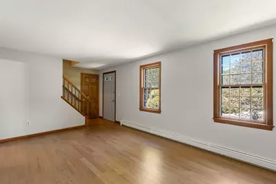 114 King Arthur Dr, Barnstable, MA 02601 - Photo 4