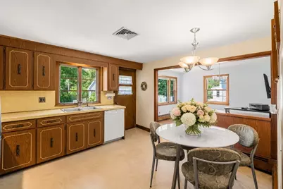 43 Doonan St, Medford, MA 02155 - Photo 12