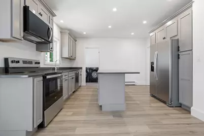 40 Concord Ave #2, Somerville, MA 02143 - Photo 2