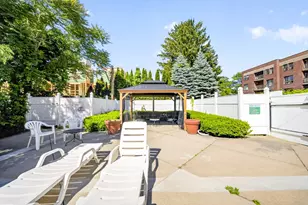 14 Heron St, Boston, MA 02132 - Photo 12