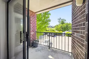 14 Heron St, Boston, MA 02132 - Photo 10