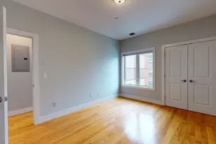 41 W 2nd St, Boston, MA 02127 - Photo 10