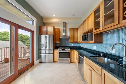 118 Perkins Street #3, Somerville, MA 02145 - Photo 4