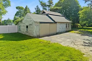 10 Great Neck Rd, Wareham, MA 02571 - Photo 18