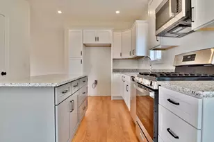 21C Crownshield, Uxbridge, MA 01569 - Photo 8
