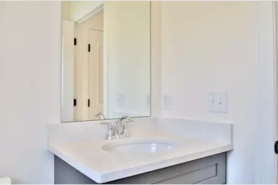 21C Crownshield #21C, Uxbridge, MA 01569 - Photo 14