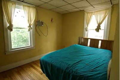 696 Grafton St, Worcester, MA 01604 - Photo 6