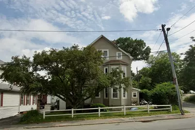 696 Grafton St, Worcester, MA 01604 - Photo 2