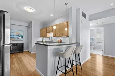 190 F St #6, Boston, MA 02127 - Photo 4