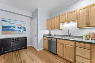 190 F St, Boston, MA 02127 - Photo 6