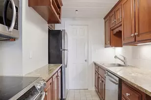 258 Marlborough, Boston, MA 02116 - Photo 14