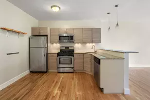 228 Commonwealth Ave, Boston, MA 02116 - Photo 10