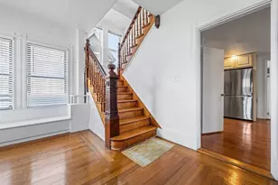 546 Shirley St, Winthrop, MA 02152 - Photo 4