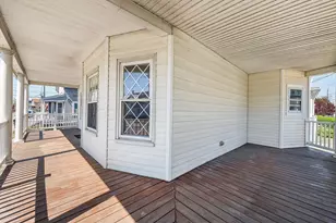 546 Shirley St, Winthrop, MA 02152 - Photo 38