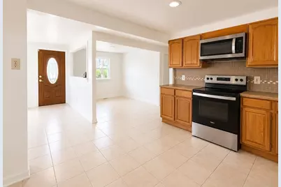299 Charles Street, Fitchburg, MA 01420 - Photo 4