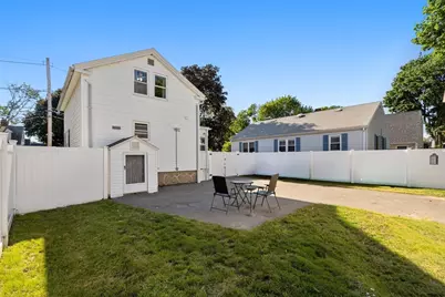 12 Johnson Ave, Peabody, MA 01960 - Photo 4