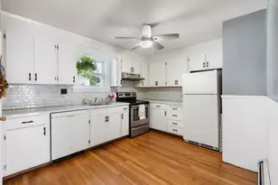 12 Johnson Ave, Peabody, MA 01960 - Photo 6