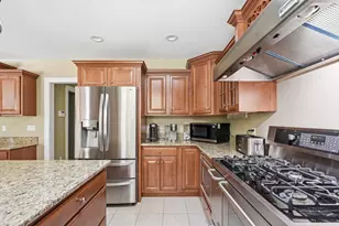 6 Bogside Dr, Plymouth, MA 02360 - Photo 8