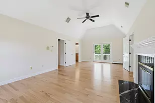 19 Windsor Dr, Foxboro, MA 02035 - Photo 22