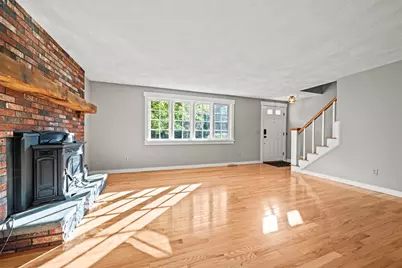 158 King St, Groveland, MA 01834 - Photo 8