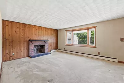 290 W Hill Rd, Marlborough, MA 01752 - Photo 12
