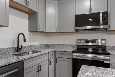 329 Main St #6, Fitchburg, MA 01420 - Photo 4