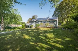 18 Traverse St, Gloucester, MA 01930 - Photo 2