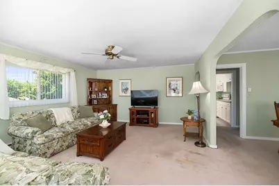 18 Traverse Street, Gloucester, MA 01930 - Photo 16
