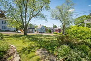 18 Traverse St, Gloucester, MA 01930 - Photo 30