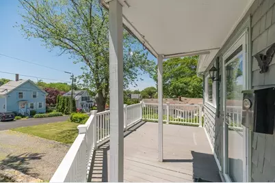18 Traverse Street, Gloucester, MA 01930 - Photo 10