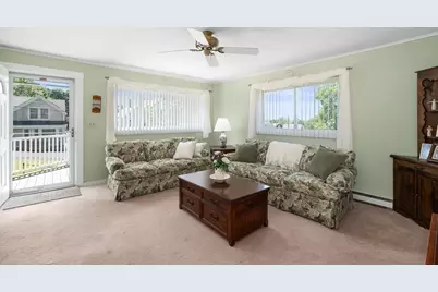 18 Traverse Street, Gloucester, MA 01930 - Photo 20