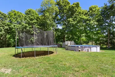 56 Mendon St, Blackstone, MA 01504 - Photo 32
