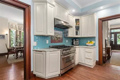 56 Mendon St, Blackstone, MA 01504 - Photo 4