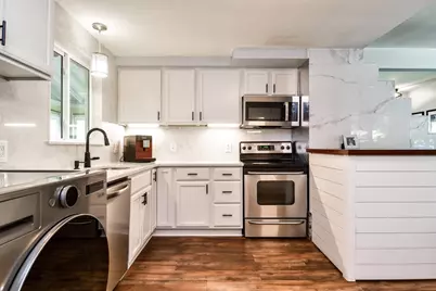 19 Ruth Drive, Framingham, MA 01701 - Photo 8