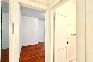 26 Chiswick Rd, Boston, MA 02135 - Photo 12