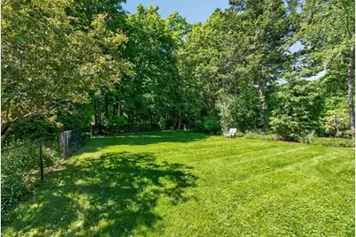 12 Middle St, Lexington, MA 02421 - Photo 26
